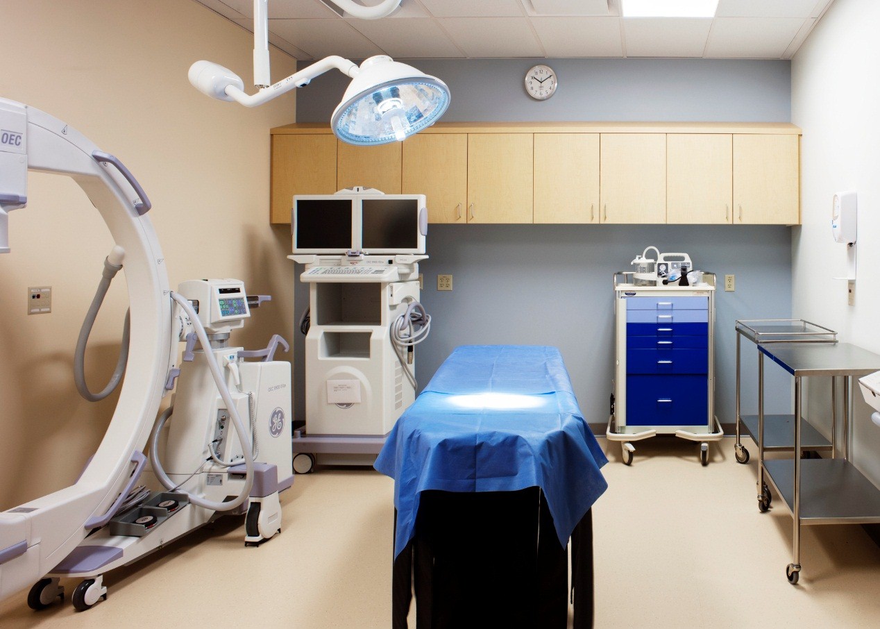 手術(shù)室凈化工程公司哪里有？怎么找一家合適的施工公司？